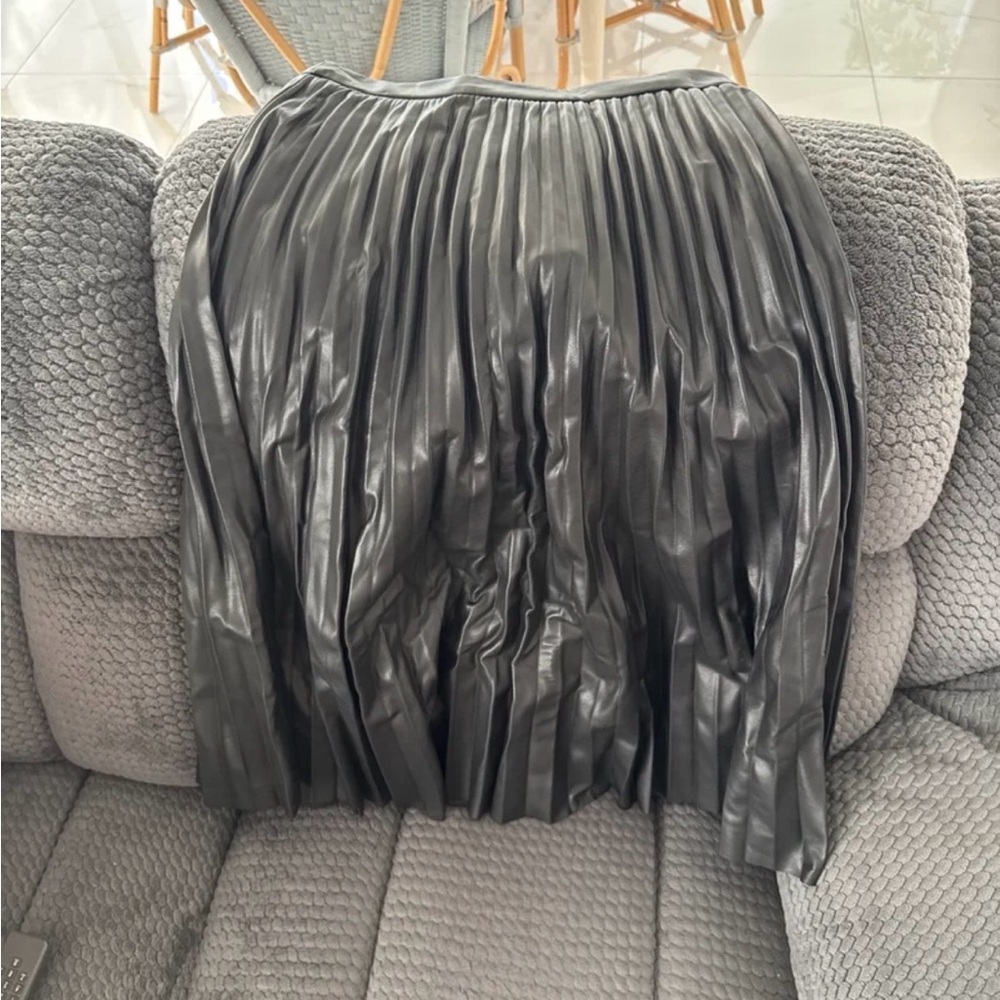 Black Pleated Skirt